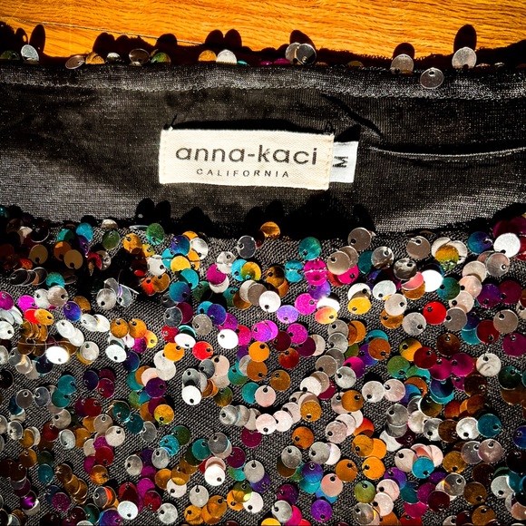 One shoulder sequin blouse - Picture 4 of 6